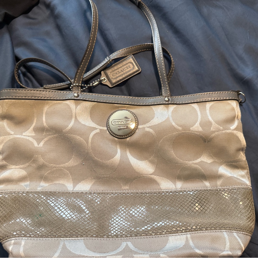Coach purse